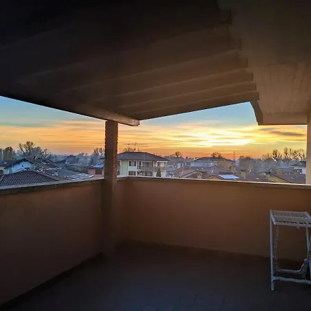 Uno Spazio Luminoso E Tranquillo Vicino Milano Homestay San Zenone Al Lambro