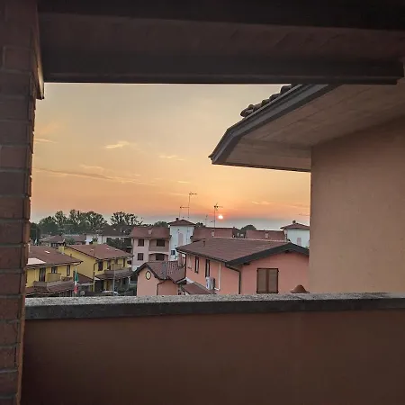 Uno Spazio Luminoso E Tranquillo Vicino Milano * San Zenone Al Lambro
