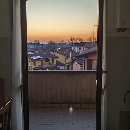 Homestay Uno Spazio Luminoso E Tranquillo Vicino Milano San Zenone Al Lambro