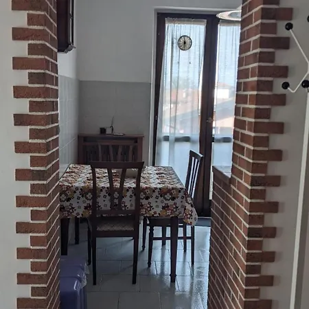 Uno Spazio Luminoso E Tranquillo Vicino Milano Homestay